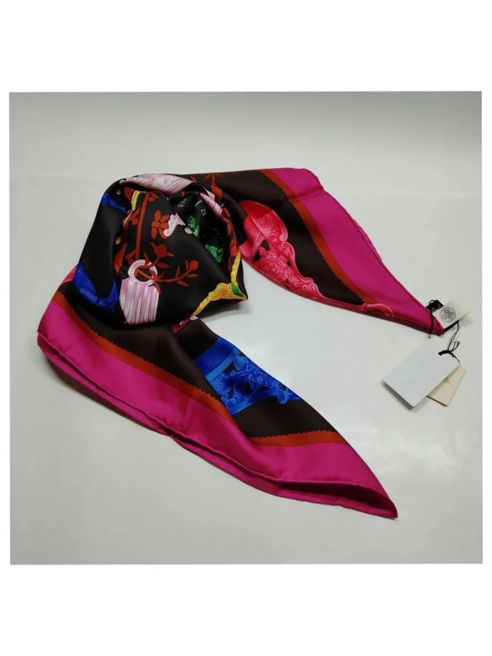 Authnetic Hermès Etriers Carré 90 Silk Scarf Pink Black